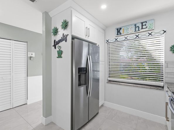 21215 Lago Cir F, Boca Raton FL 33433