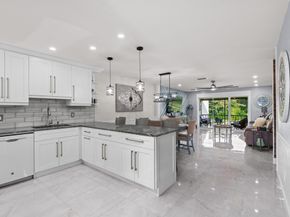 21215 Lago Cir F, Boca Raton FL 33433