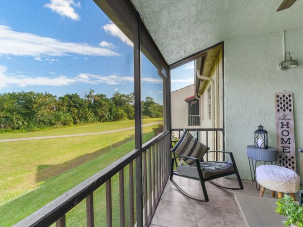 21215 Lago Cir F, Boca Raton FL 33433