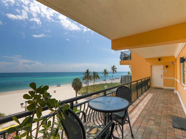 1815 N Surf Rd 403, Hollywood FL 33019