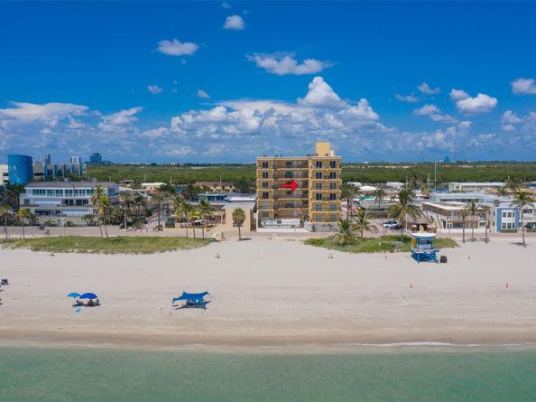 1815 N Surf Rd 403, Hollywood FL 33019