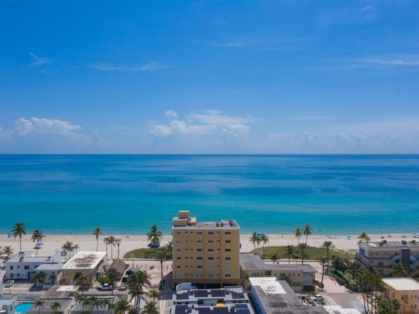 1815 N Surf Rd 403, Hollywood FL 33019