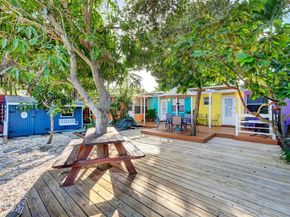 1944 NE 5th St, Deerfield Beach FL 33441