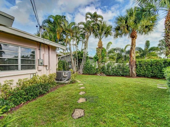 10 NE 22nd Street, Delray Beach FL 33444