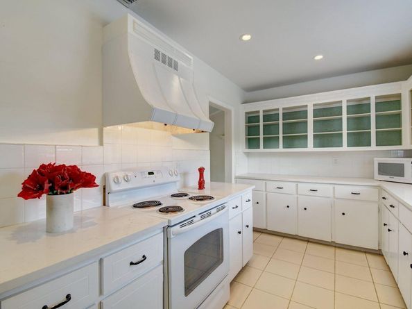 10 NE 22nd Street, Delray Beach FL 33444