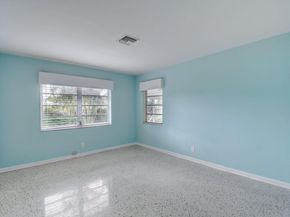 10 NE 22nd Street, Delray Beach FL 33444