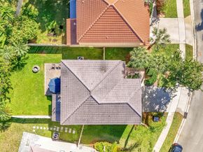 10615 NW 12th Ct, Plantation FL 33322