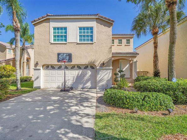 10615 NW 12th Ct, Plantation FL 33322