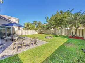 10615 NW 12th Ct, Plantation FL 33322