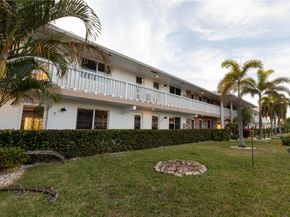 750 Pine Dr 11, Pompano Beach FL 33060