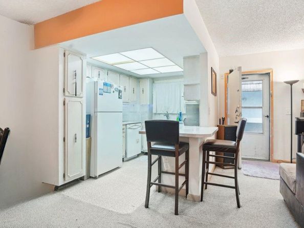 8404 W Sample Rd 230, Coral Springs FL 33065