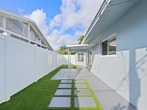 2000 SE 26th Ave, Fort Lauderdale FL 33316