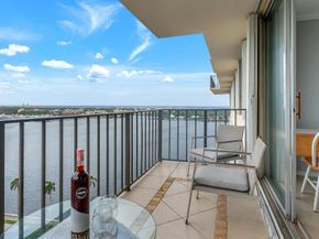 1801 S Flagler Drive 1804, West Palm Beach FL 33401