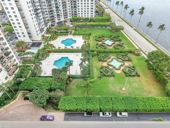 1801 S Flagler Drive 1804, West Palm Beach FL 33401
