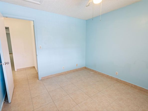 3250 NW 85th Ave 16, Coral Springs FL 33065