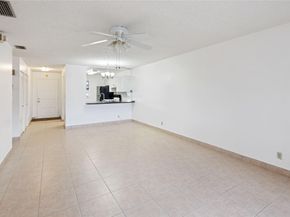 3250 NW 85th Ave 16, Coral Springs FL 33065