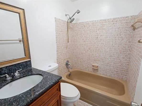 3250 NW 85th Ave 16, Coral Springs FL 33065