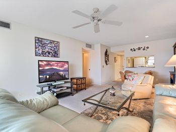 12019 W Greenway Drive