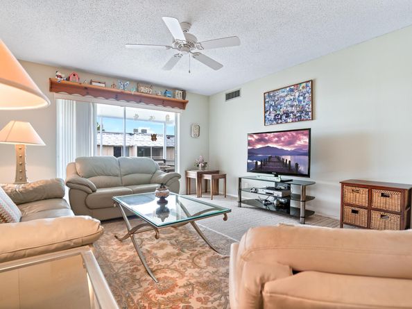 12019 W Greenway Drive 205, Royal Palm Beach FL 33411