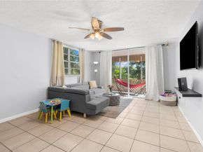 1681 NW 70th Ave 302, Plantation FL 33313