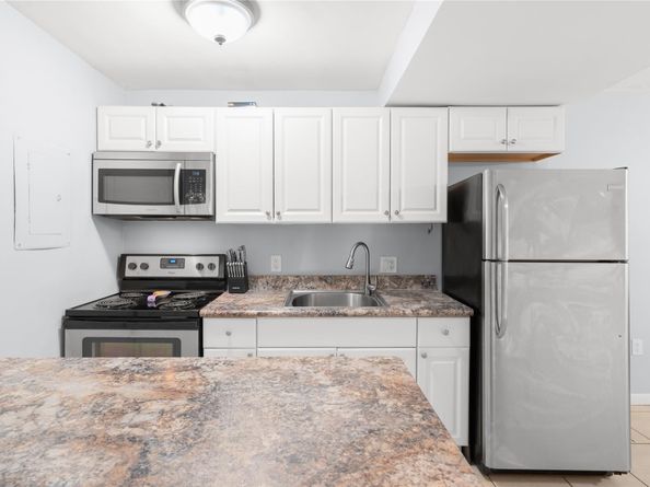 1681 NW 70th Ave 302, Plantation FL 33313