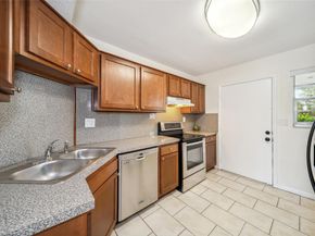 3475 Broken Woods Dr 102, Coral Springs FL 33065