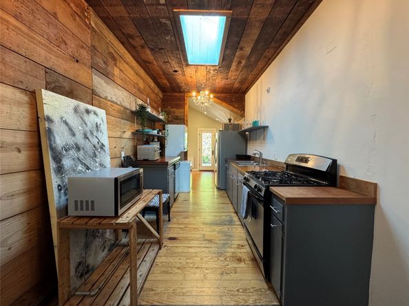 4204 Stanford Street, Houston TX 77006