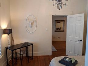 4204 Stanford Street, Houston TX 77006