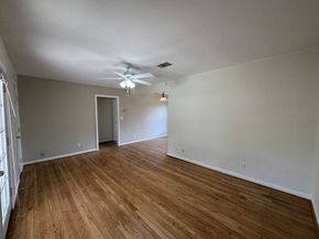 216 Gale Street, Houston TX 77009