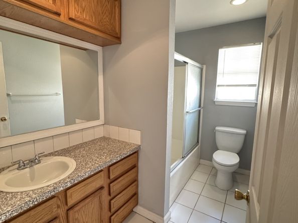216 Gale Street, Houston TX 77009