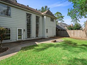 5523 Theall Road, Houston TX 77066