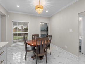 5523 Theall Road, Houston TX 77066