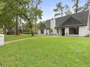 9222 New Forest Road, Spring TX 77379