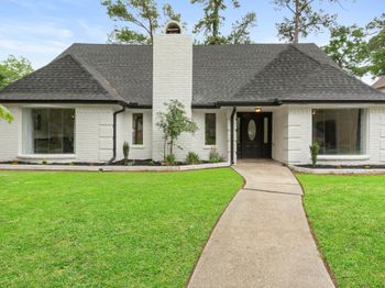 9222 New Forest Road