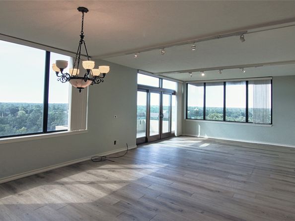 14655 Champion Forest Drive 1102, Houston TX 77069