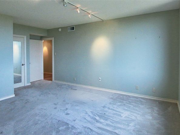 14655 Champion Forest Drive 1102, Houston TX 77069