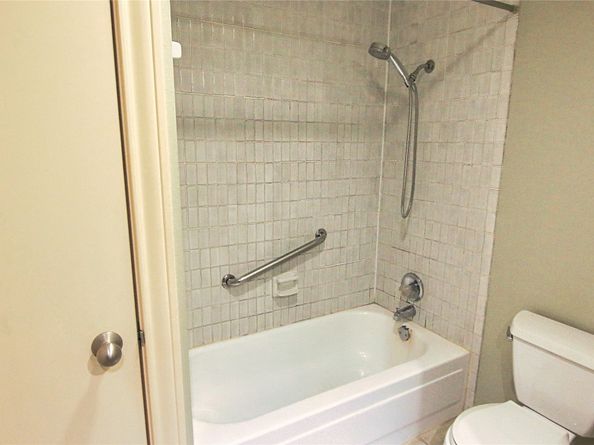 14655 Champion Forest Drive 1102, Houston TX 77069