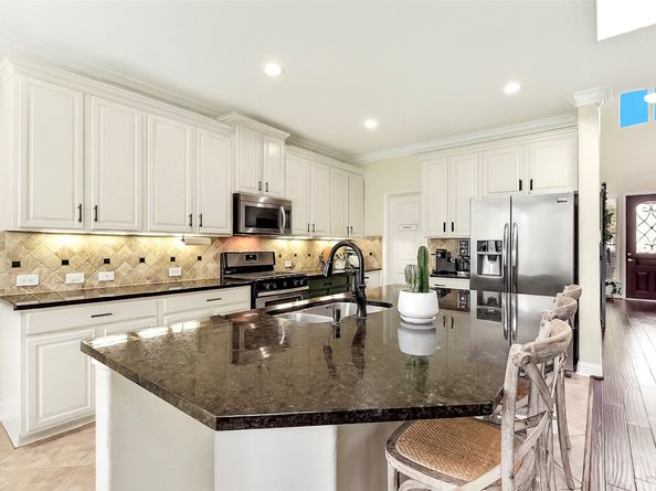 2610 Cedar Path Lane, Conroe TX 77385