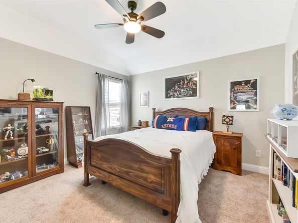 2610 Cedar Path Lane, Conroe TX 77385