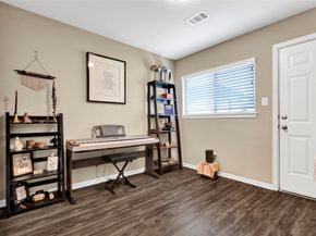 5815 Cebra Street, Houston TX 77091