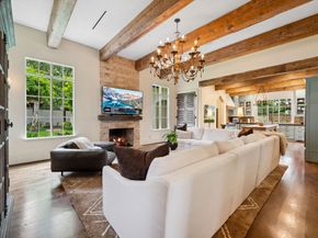 1915 Kirby Drive, Houston TX 77019