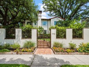 1915 Kirby Drive, Houston TX 77019