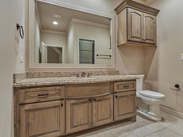 61 Parkgate, Shenandoah TX 77381