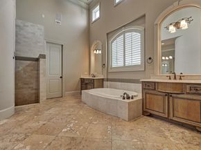 61 Parkgate, Shenandoah TX 77381