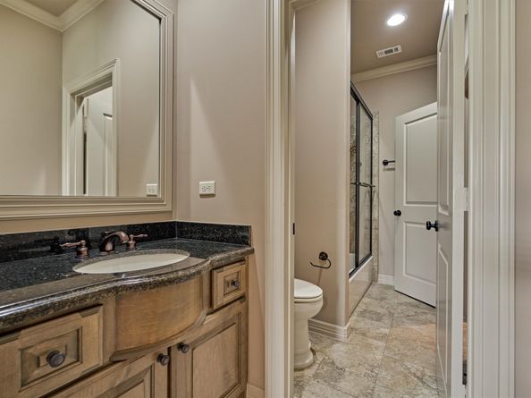 61 Parkgate, Shenandoah TX 77381