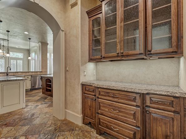61 Parkgate, Shenandoah TX 77381