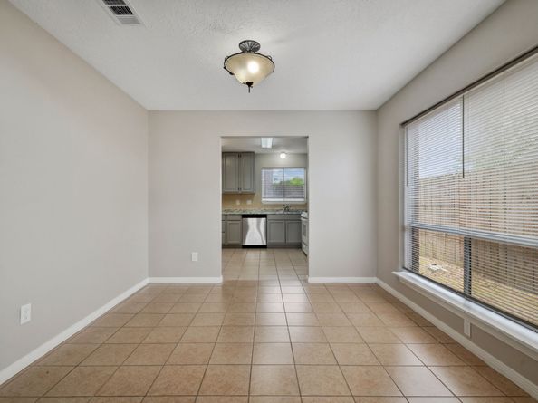 12115 Essenbruk Drive, Houston TX 77066