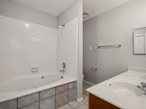 12115 Essenbruk Drive, Houston TX 77066