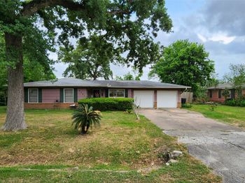 9341 Rosstown Way