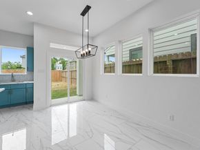 7709 Willow Street, Houston TX 77088